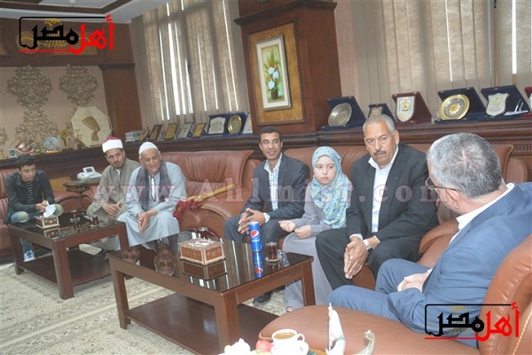 پاسداشت دختر برتر مسابقات بین‌المللی قرآن مصر+عکس