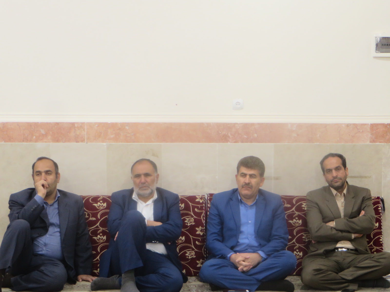 نشست مشترک مدیران کمیته امداد لرستان با آیت&zwnj;الله میرعمادی + عکس