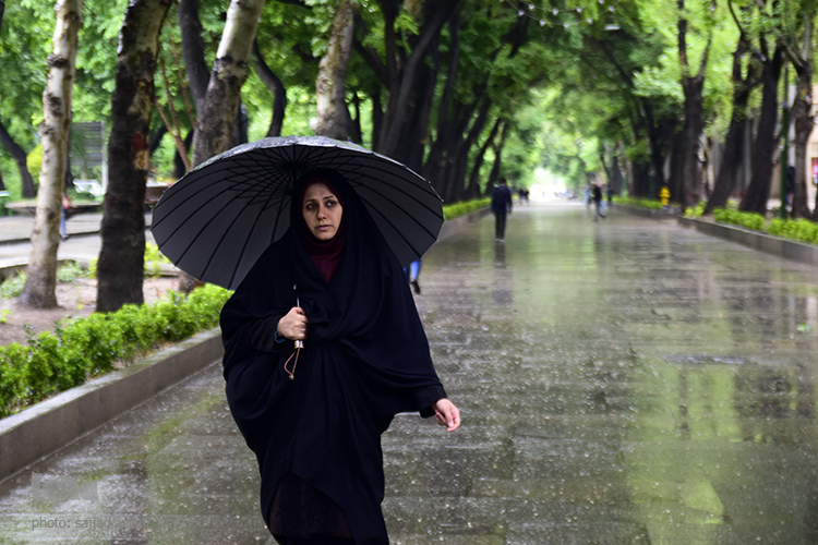بارش باران بهاری در اصفهان