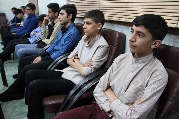 ضرورت دفاع مقدس فرهنگی در برابر هجمه دشمن
