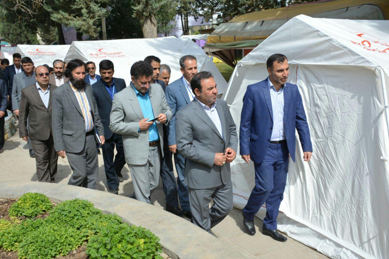 بازدید استاندار لرستان از روند خدمات&zwnj;رسانی ستادهای نوروزی
