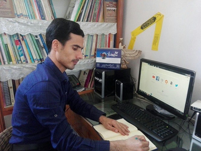 گفت&zwnj;وگو با نویسنده کتاب &laquo;لیبرالیسم چالش ها و راهکار ها&raquo;