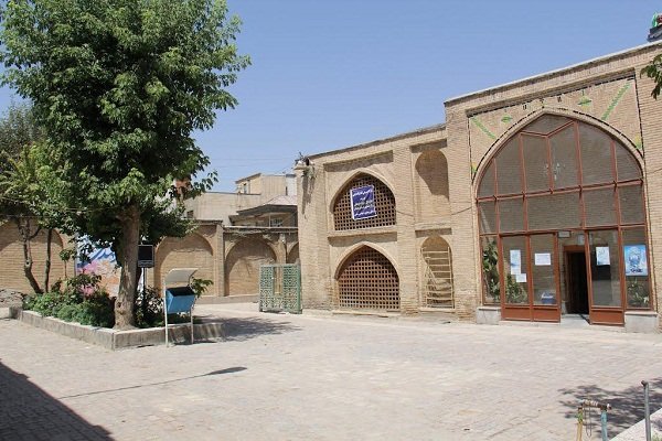 قولهایی که برای مرمت امامزاده به مرحله عمل نرسید قولهایی که برای مرمت امامزاده به مرحله عمل نرسید