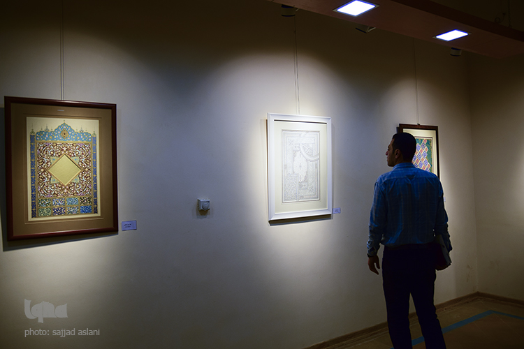 نمایدشگاه آثار نگارگری و تذهیب