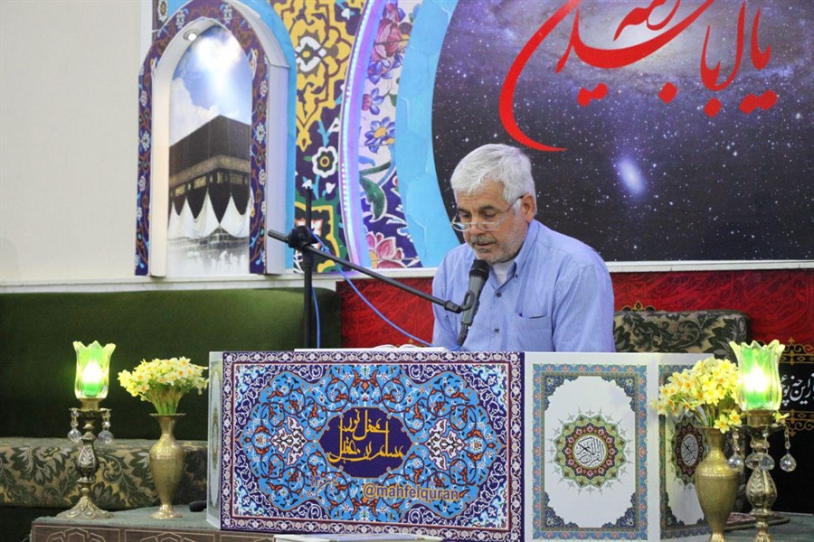 اولین جلسه محفل قرآنی نور در آبادان برگزار شد+ تصاویر