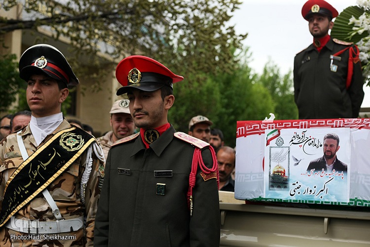 پیکر مطهر شهید مدافع حرم «اکبر زوار جنتی» تشییع شد+تصاویر پیکر مطهر شهید مدافع حرم «اکبر زوار جنتی» تشییع شد+تصاویر