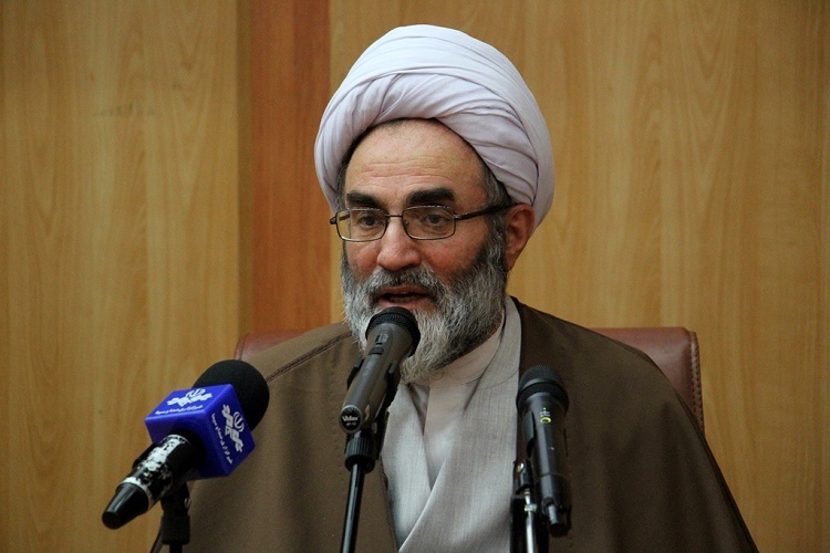 قضات با افزایش دانش دینی در برابر هرگونه تهدیدی مقابله کنند قضات با افزایش دانش دینی در برابر هرگونه تهدیدی مقابله کنند
