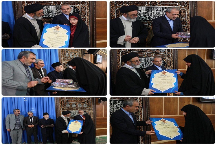 تجلیل از 3 بانوان حافظ کل قرآن کریم در نمازجمعه تبریز تجلیل از 3 بانوان حافظ کل قرآن کریم در نمازجمعه تبریز