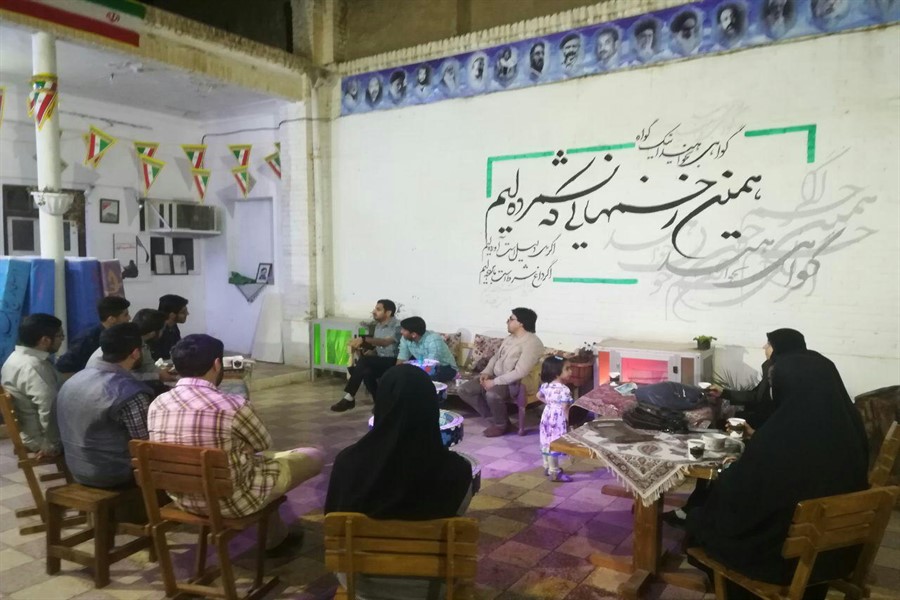 نشست انجمن شعر آفتاب برگزار میشود نشست انجمن شعر آفتاب برگزار میشود