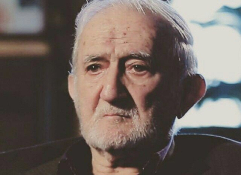 لطیف چون گل؛ سبک چون نسیم لطیف چون گل؛ سبک چون نسیم
