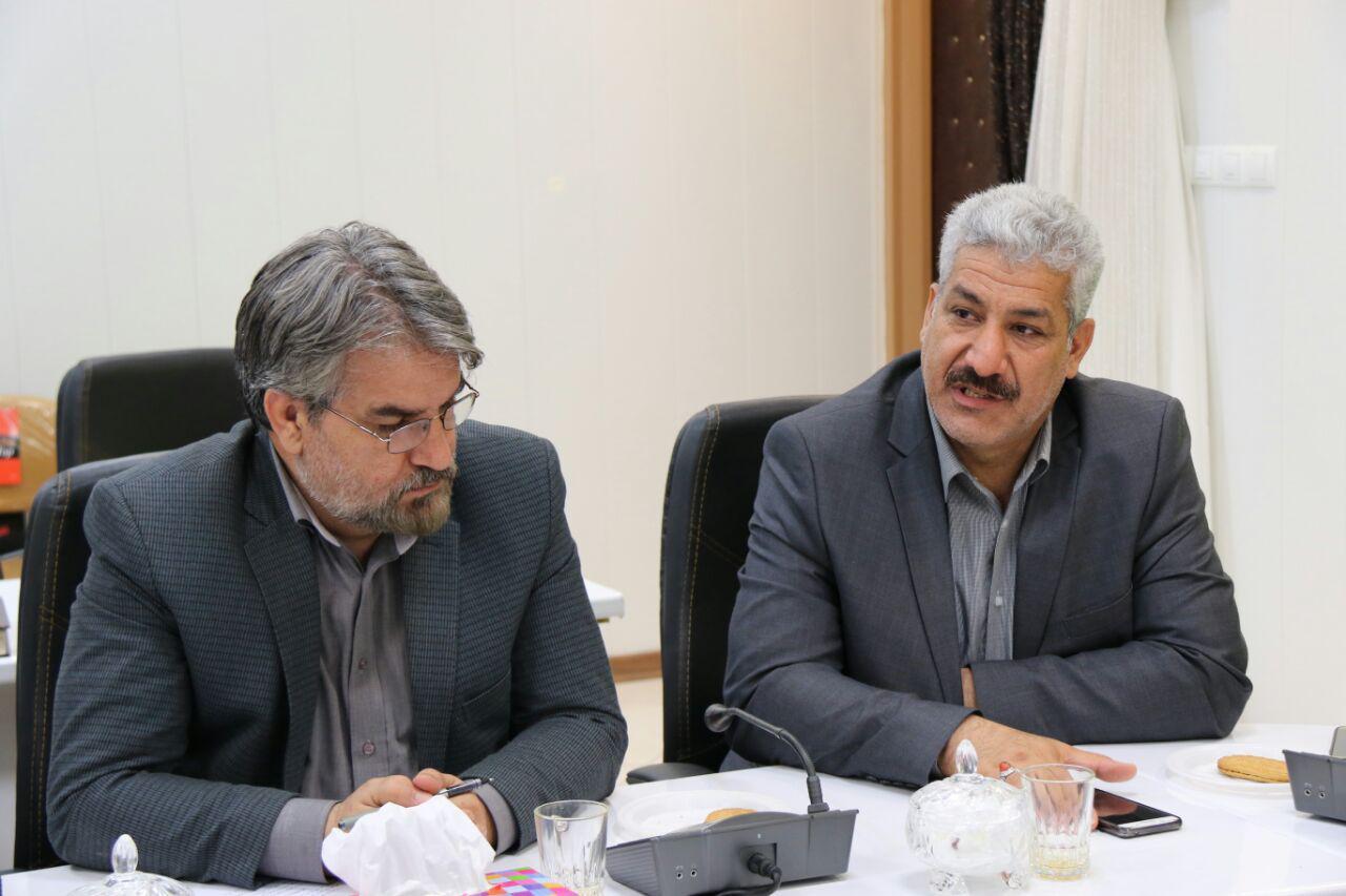 ضرورت نهادینه&zwnj;سازی شادی و نشاط در جامعه