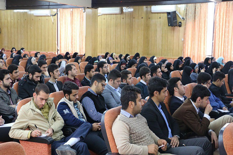 گردهمایی دانشجویان سراسر کشور برای &laquo;فردای انقلاب&raquo;