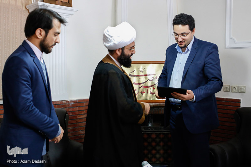 مسئول شورای سیاستگذاری ائمه جمعه استان قزوین ميهمان ايكنا مسئول شورای سیاستگذاری ائمه جمعه استان قزوین ميهمان ايكنا