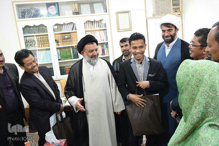 گزارش تصویری دیدار جمعی از اساتید دانشگاه اندونزی با آیت&zwnj;الله میرعمادی