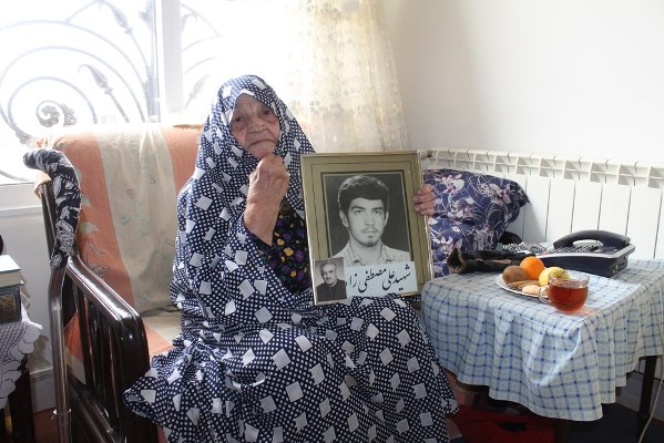 علی در بین 1400رزمنده نفر اول قرائت قرآن شد علی در بین 1400رزمنده نفر اول قرائت قرآن شد