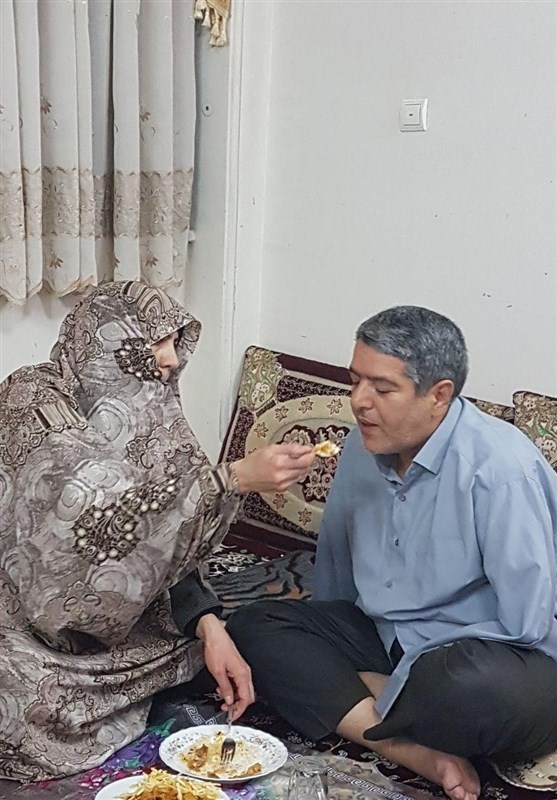تورق بخش هایی از زندگی جانباز &laquo;نوروزعلی صمدی&raquo; در برنامه &laquo;از آسمان&raquo;