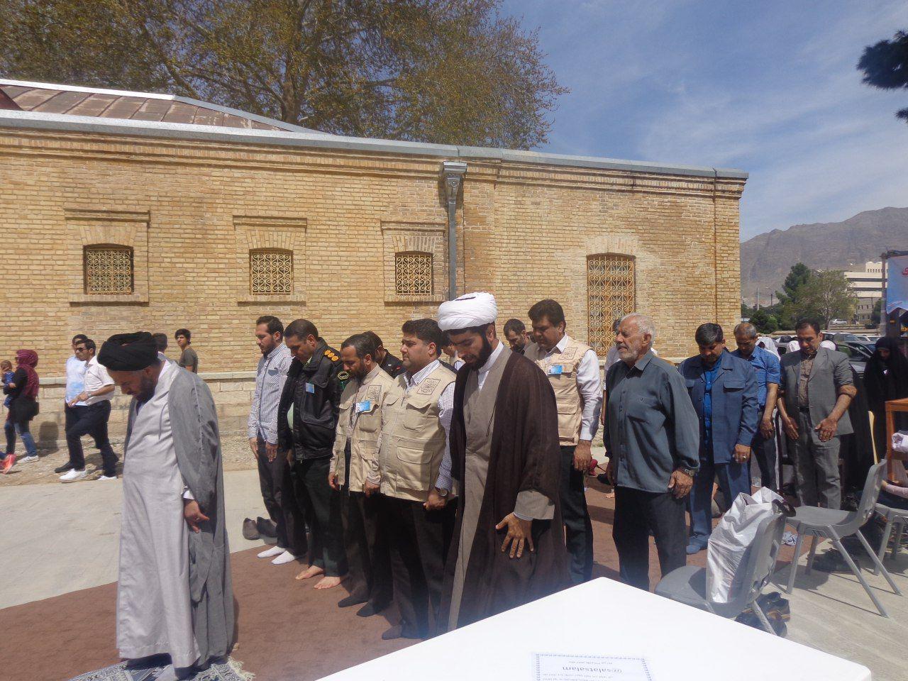 استقبال مسافران  نوروزی از &laquo;خیمه معرفت&raquo; قلعه فلک&zwnj;الافلاک