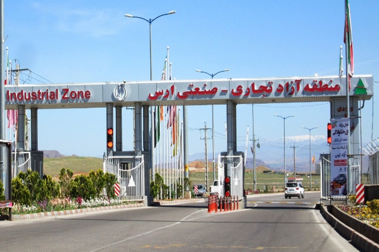 بازدید یک میلیون و 100 هزار گردشگر از منطقه آزاد ارس