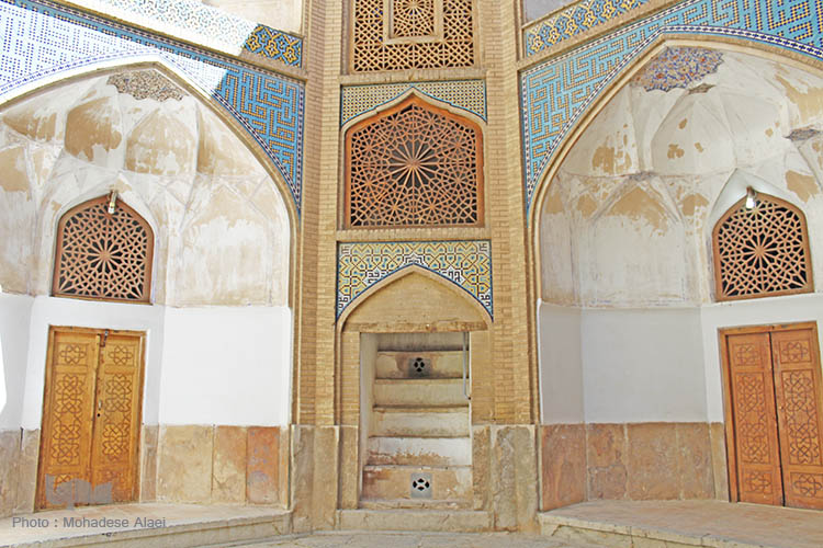 مدرسه چهارباغ