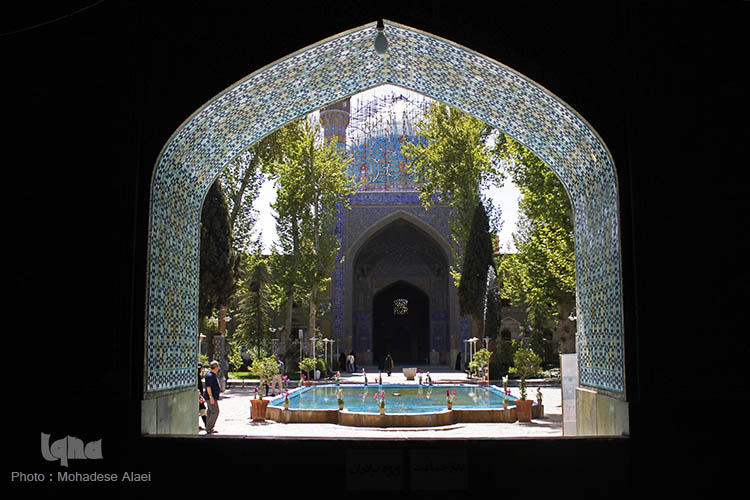 مدرسه چهارباغ
