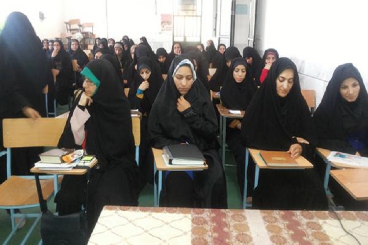 200 نفر در دوره&zwnj; تربیت مربی قرآن پیش&zwnj;دبستانی در کرمانشاه حضور یافتند