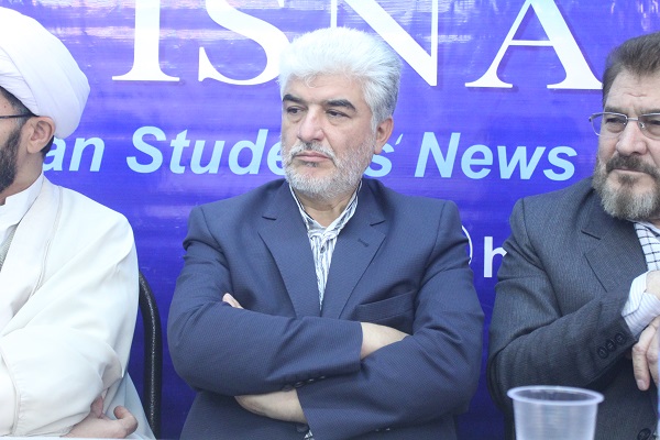 گزارش تصویری از نشست کتابخوان در همدان