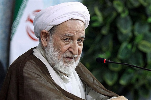 دشمن می&zwnj;خواهد سیاست را از دین جدا کند