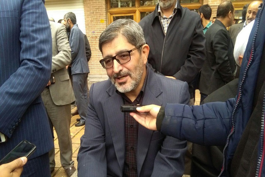 جبهه انقلاب با ابزار رسانه، وظیفه خود را در مقابله با جبهه مخالف ایفا کنند جبهه انقلاب با ابزار رسانه، وظیفه خود را در مقابله با جبهه مخالف ایفا کنند