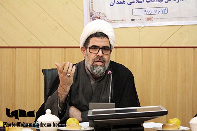 نشست «جهاد تبیینی در امتداد قیام فاطمی و افق انقلاب اسلامی» در همدان برگزار میشود نشست «جهاد تبیینی در امتداد قیام فاطمی و افق انقلاب اسلامی» در همدان برگزار میشود