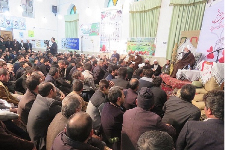مردم با خروش عظیم&zwnj;شان در ۹ دی &zwnj;چشم فتنه&zwnj;گران را کور کردند
