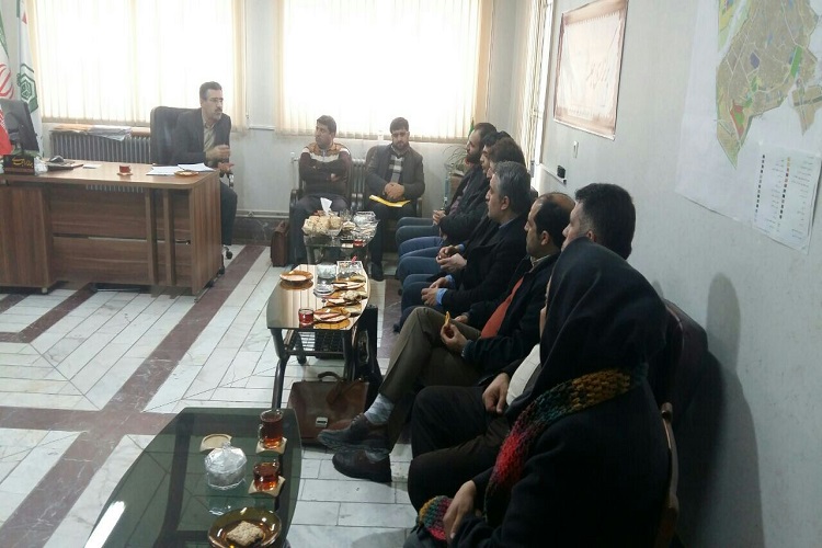 عملکرد ۱۰ ماهه اوقاف و امور خیریه شهرستان سقز مورد بررسی قرار گرفت