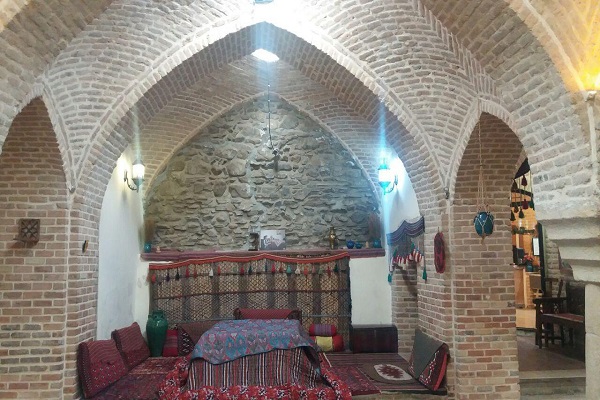 احیای یک سنت قدیمی در همدان/ &laquo;کرسی&zwnj;نشینی&raquo; مردم را بهم نزدیک&zwnj;تر می&zwnj;کرد