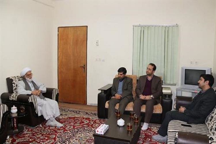 لزوم گسترش فرهنگ نیکوکاری از طریق تریبون نماز جمعه