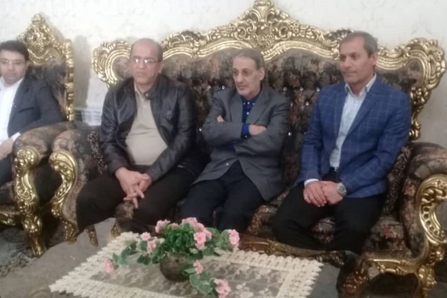 شهدا بهترین معلمان برای جامعه هستند