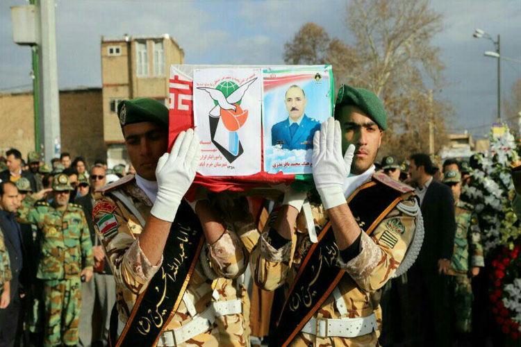 پیکر 2 شهید سانحه هواپیمایی در لرستان تشییع شد