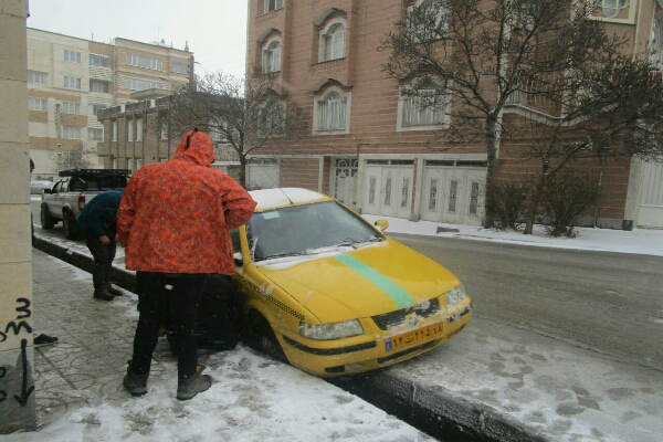 برف همدان را سفیدپوش کرد