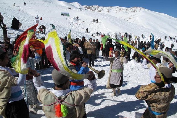برگزاری جشنواره ملی برفی در دنا