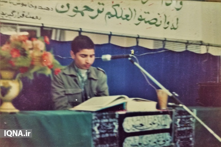 قاری قرآنی که در لباس غواصی آسمانی شد