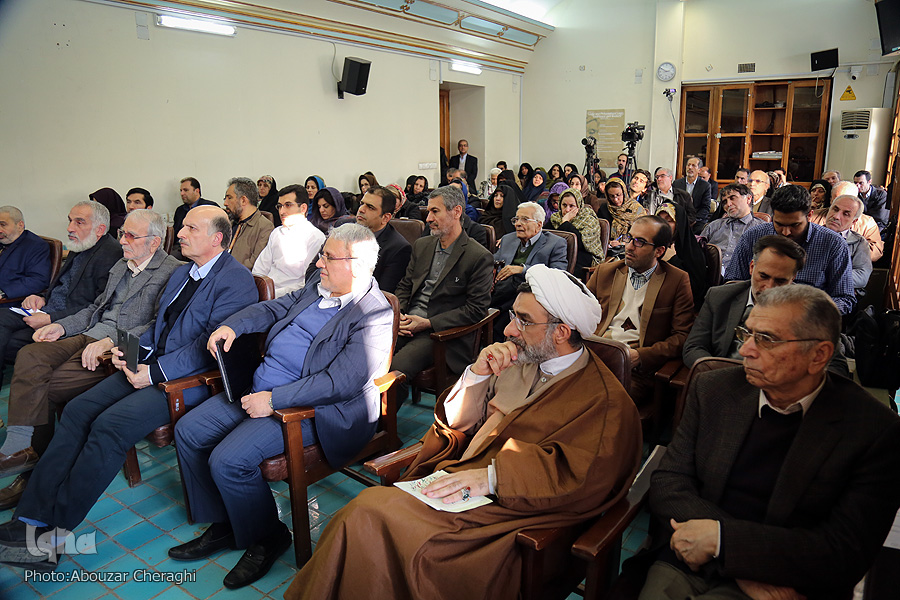 مهدی حائری