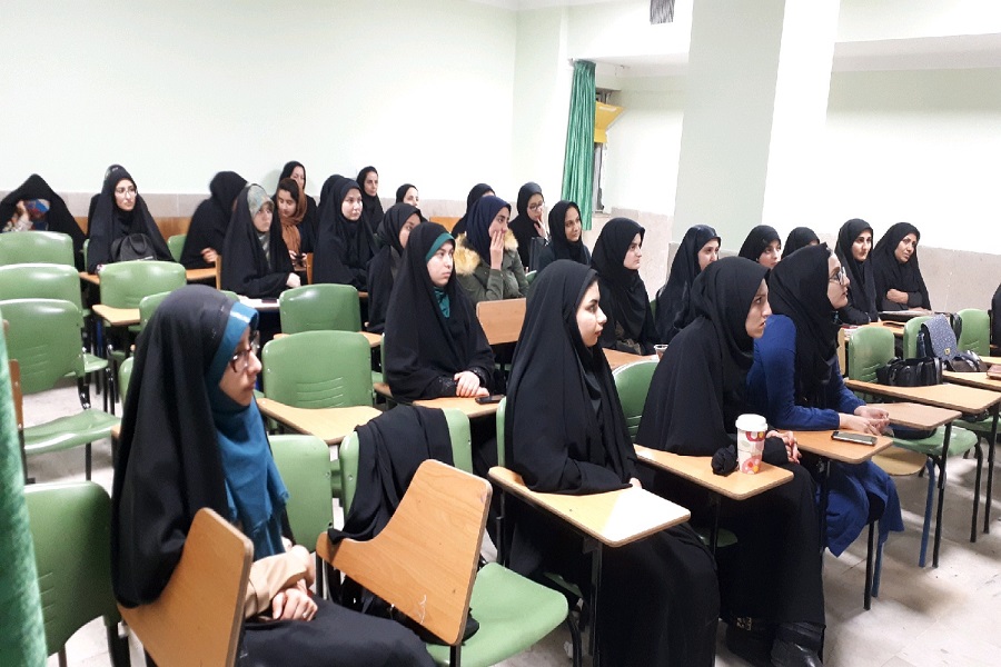 جوان امروزی در انتخاب&zwnj;هایش عقل را بر احساس غالب کند