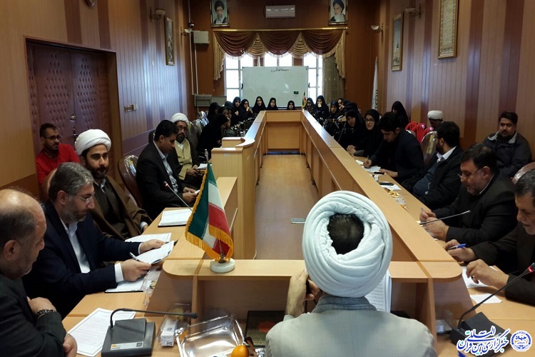 برگزاری جلسه تبیین دستورالعمل آزمون پایانی حفظ قرآن در کرمانشاه