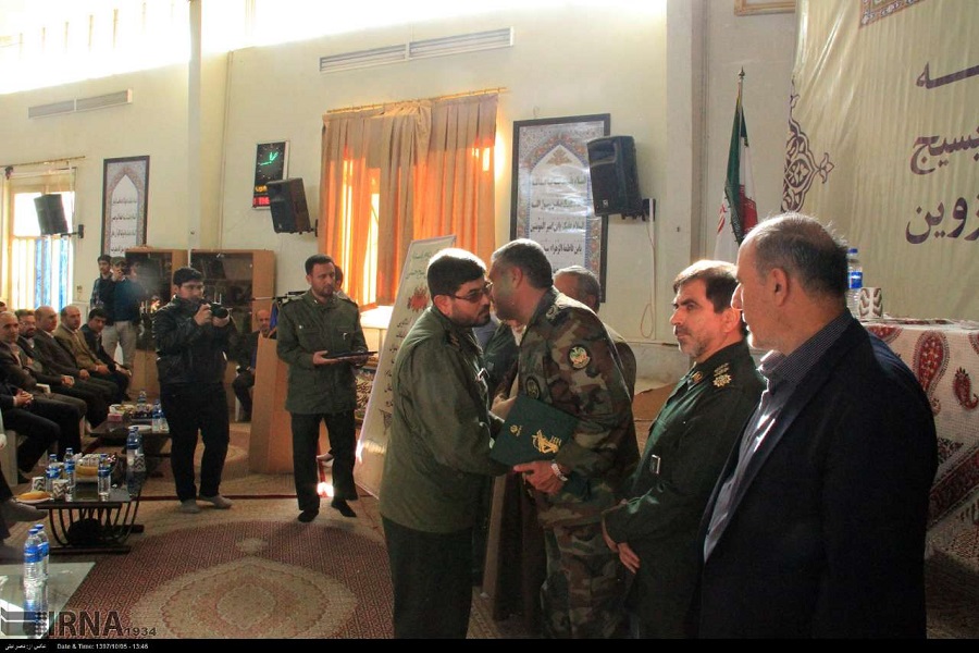 معرفی فرمانده جدید سپاه شهرستان قزوین معرفی فرمانده جدید سپاه شهرستان قزوین
