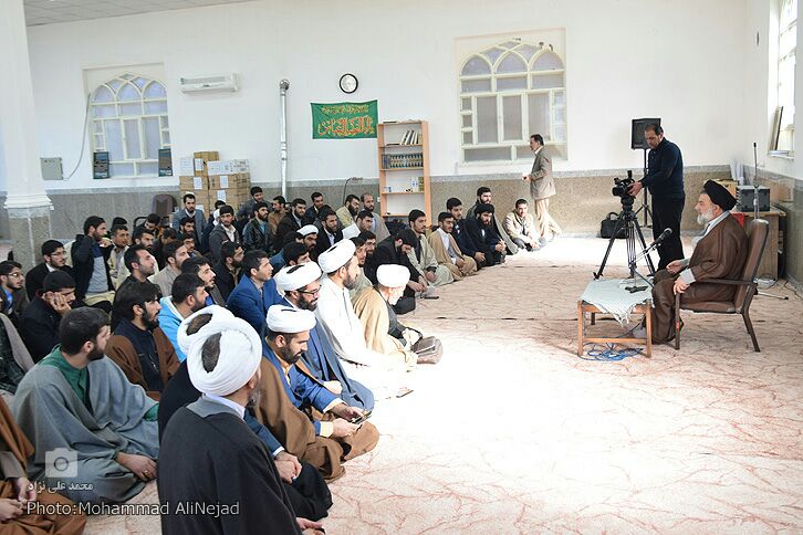 مدرسه علمیه رضویه خرم&zwnj;آباد میزبان تفسیر آیت&zwnj;الله میرعمادی