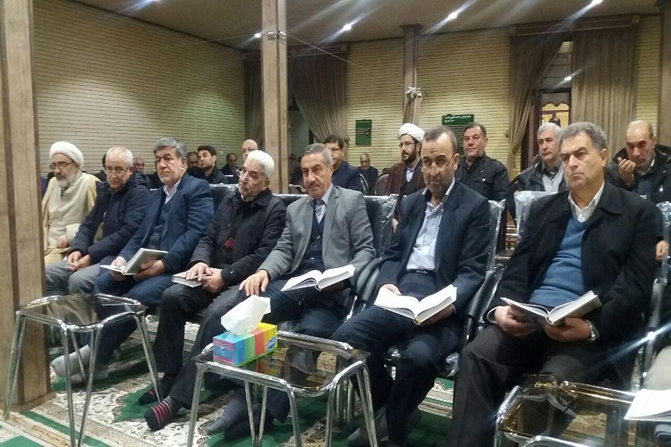 &zwnj;جلسه &laquo;تفسیر قرآن&raquo; ویژه مدیران اجرایی در آذربایجان&zwnj;شرقی برگزار شد