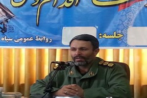 دشمن به دنبال ایجاد شکاف میان مردم و حاکمیت است