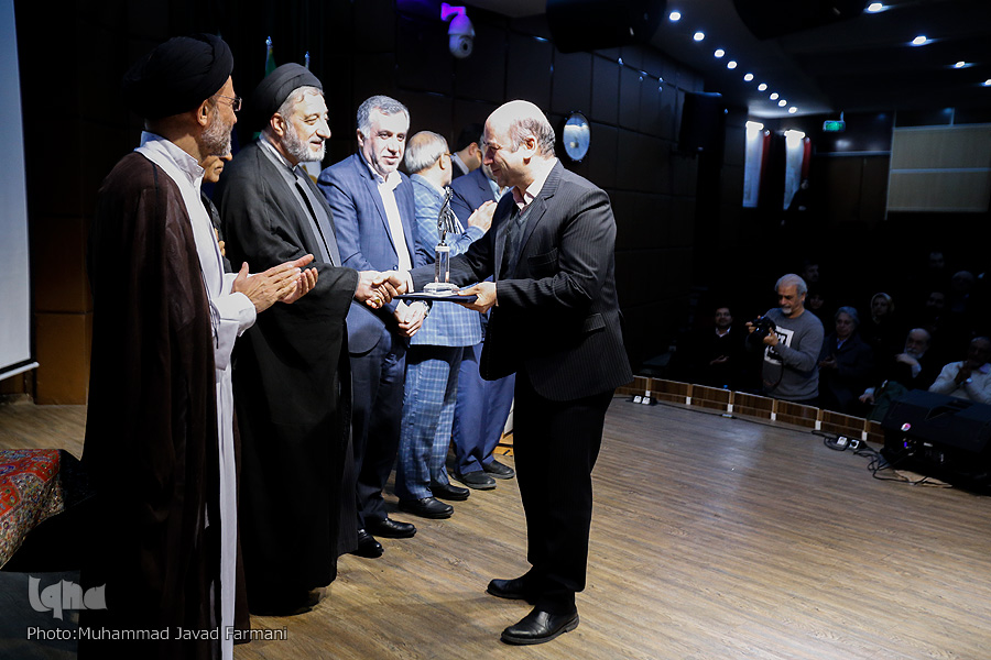 جشنواره نقد کتاب برگزیدگانش را شناخت