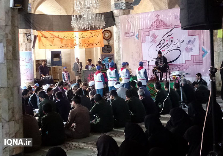 برگزاری محفل انس با قرآن در مسجد جامع هرات+عکس