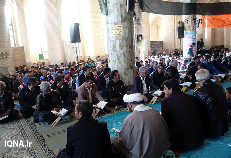 برگزاری محفل انس با قرآن در مسجد جامع هرات+عکس