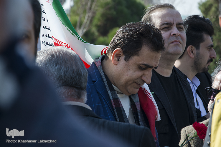 تجدید میثاق ستاد جشنواره فیلم فجر اصفهان با شهدا