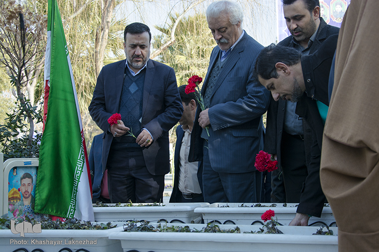 تجدید میثاق ستاد جشنواره فیلم فجر اصفهان با شهدا
